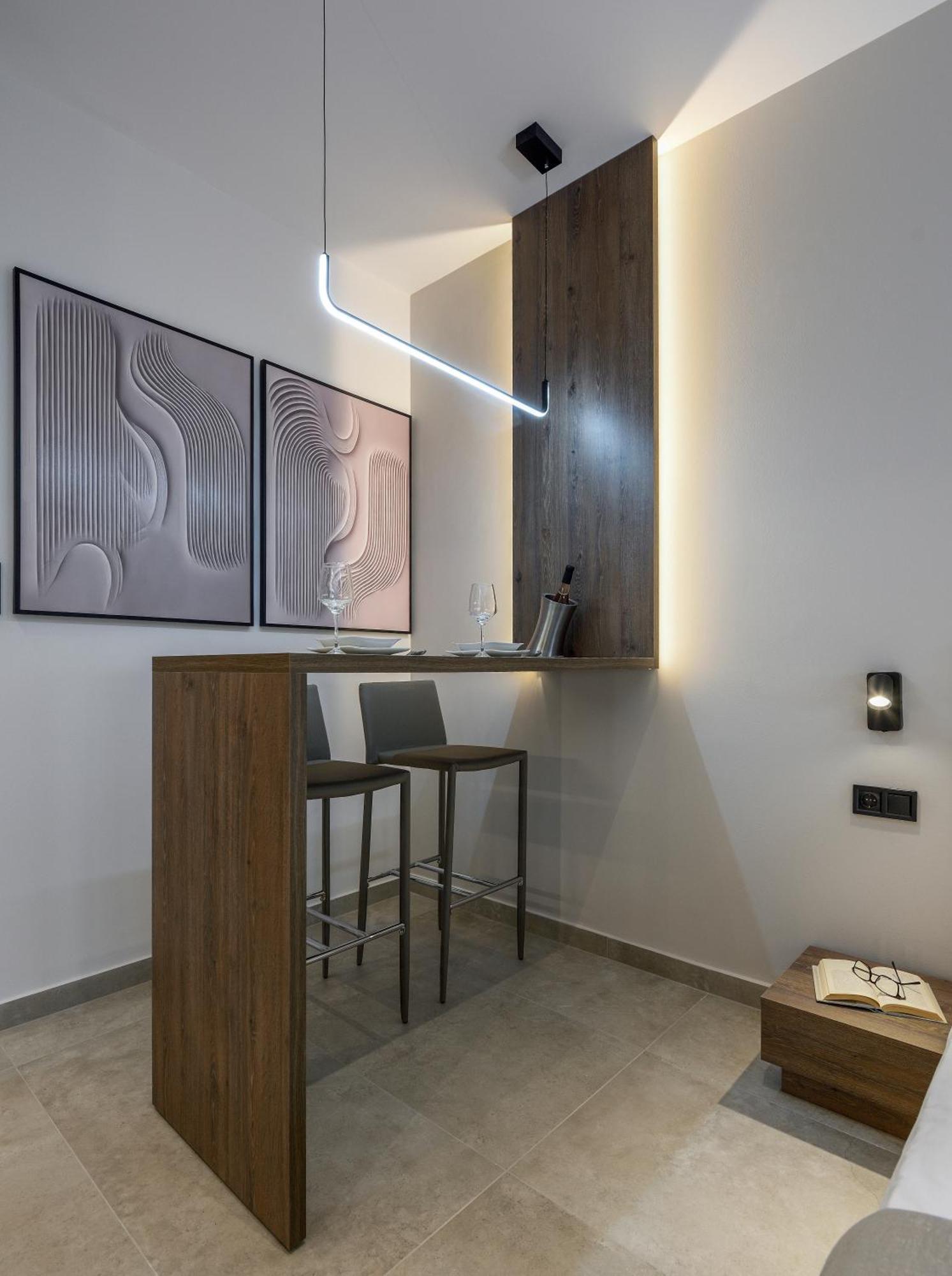Loena Luxury Suites Thessaloniki Exterior photo