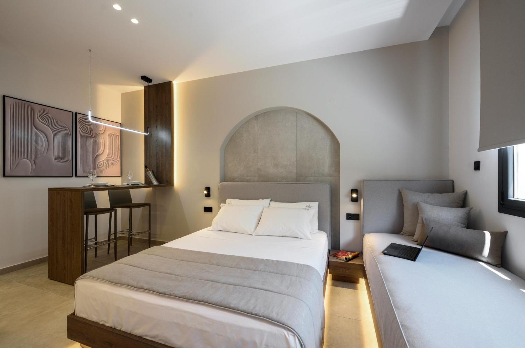 Loena Luxury Suites Thessaloniki Exterior photo