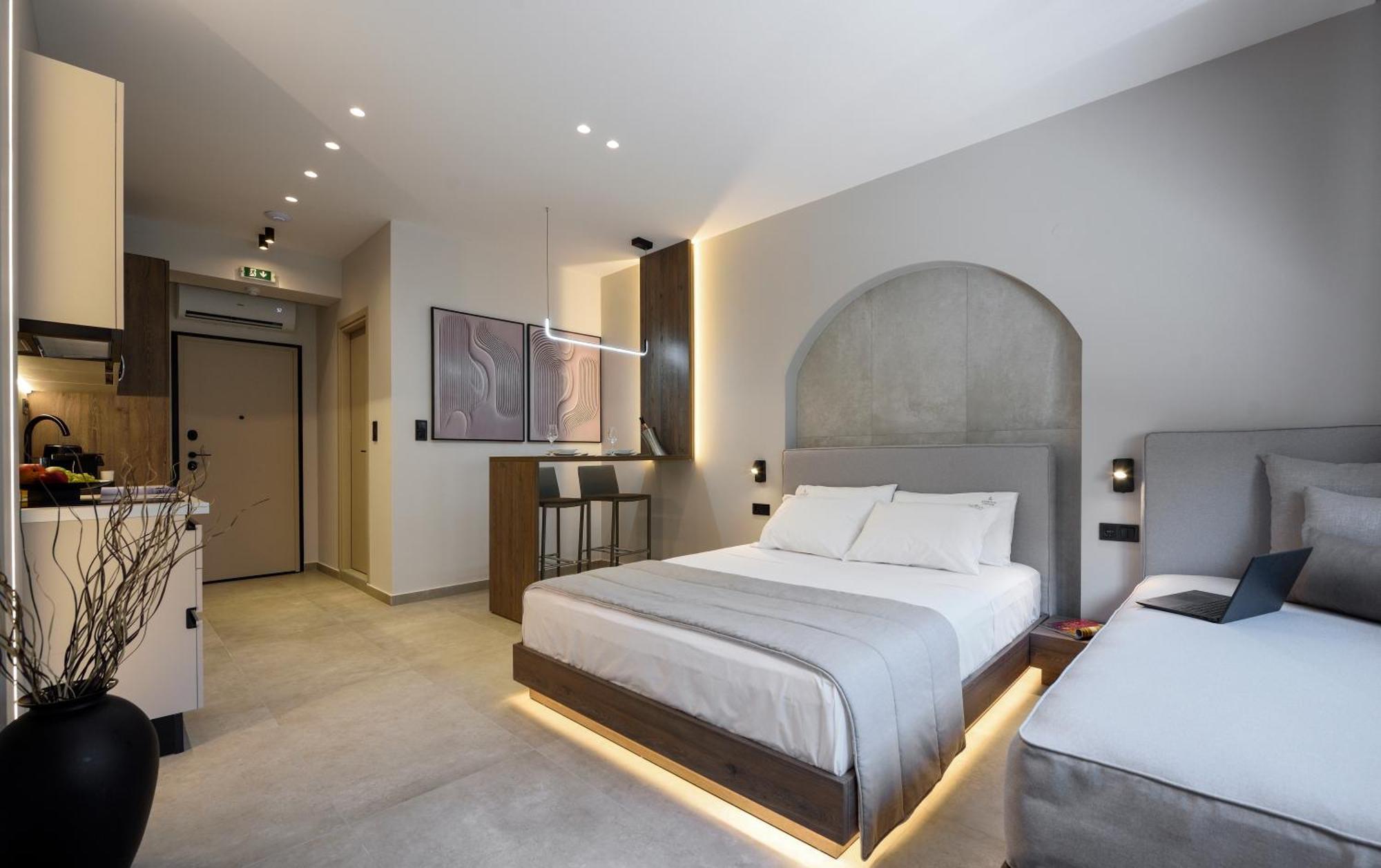 Loena Luxury Suites Thessaloniki Exterior photo